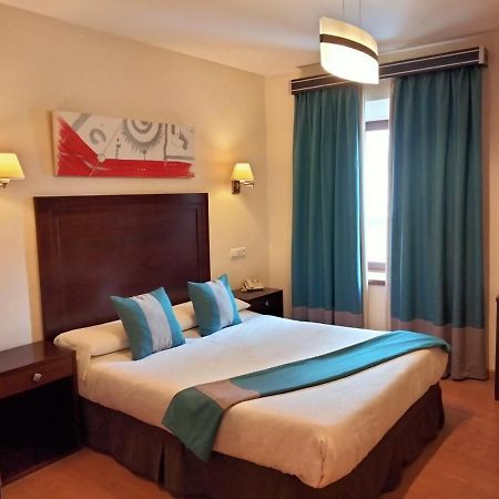 Hotel & Spa Plaza Arriate Exterior foto