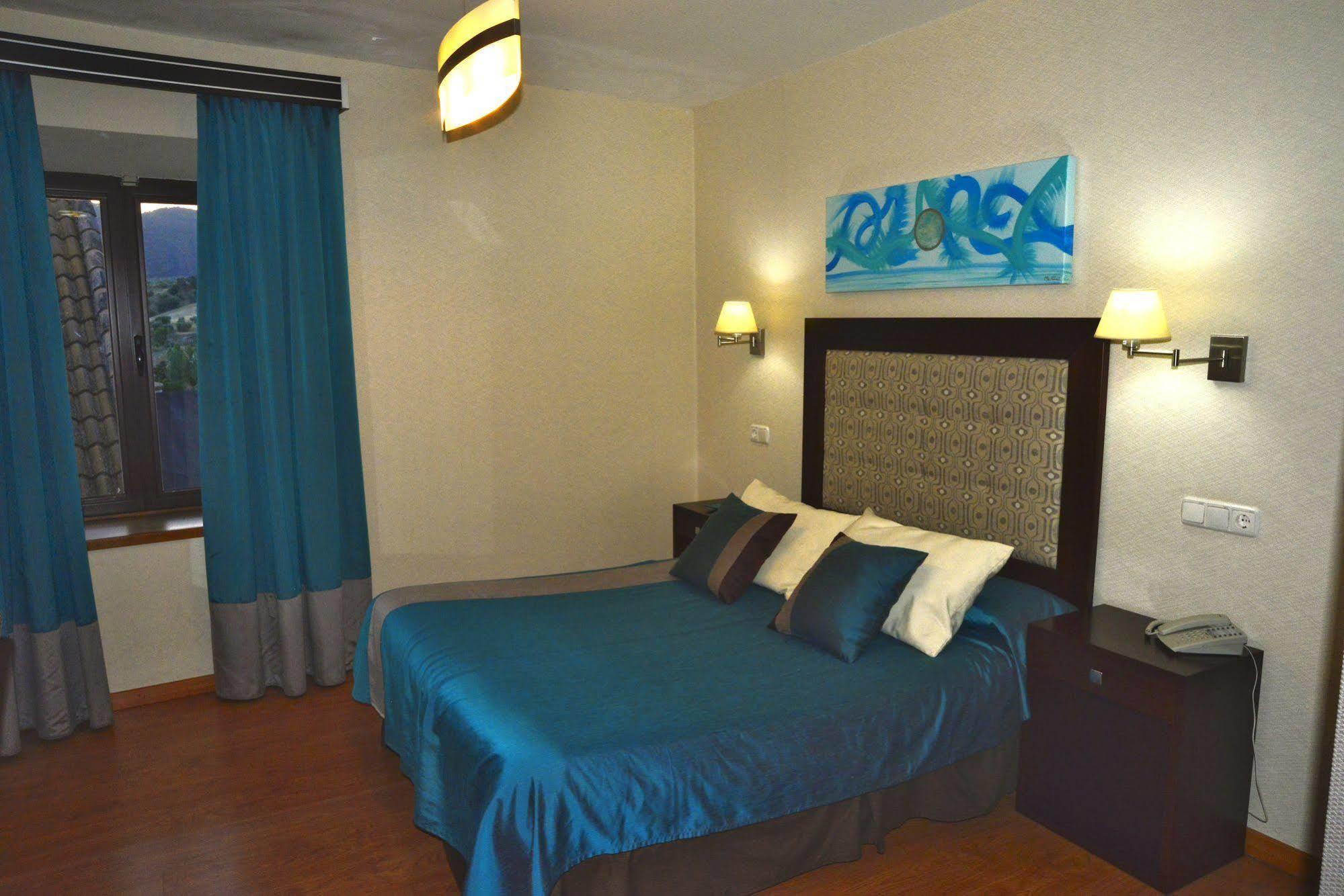 Hotel & Spa Plaza Arriate Exterior foto