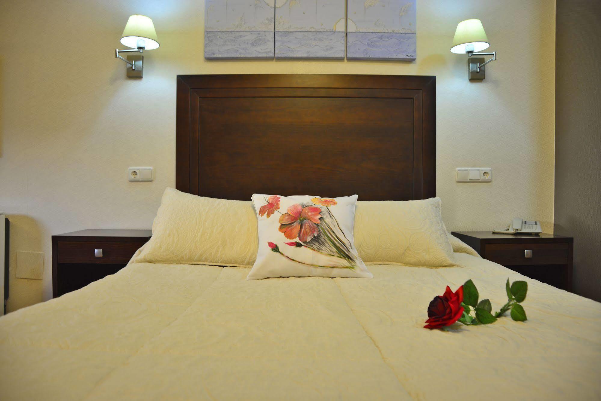 Hotel & Spa Plaza Arriate Exterior foto